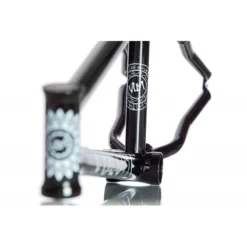 CADRE VOLUME VENTURE BLK -BRN Soldes cadre volume venture blk 3