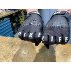 Gants BIKELIFE 'Trick List' Noirs -BRN Soldes gants bikelife trick list noirs 12