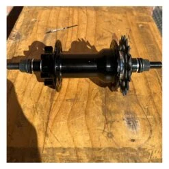 Moyeu COLLECTIVE C2 Arrière Noir -BRN Soldes moyeu collective c2 arriere noir 1