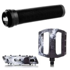Pack DEMOLITION Pédales Trooper Noir-blanc + Poignées ODI Longneck Noir