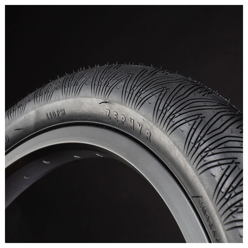 Pneu HERESY Zephyr Kevlar 20x1.75" Noir 3 Pneu HERESY Zephyr Kevlar 20x1.75" Noir