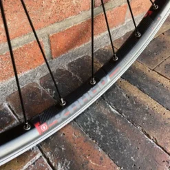 Se-bikes ROUE AR MACH1 X SE 28-29' BLACK -BRN Soldes roue ar bikelife x se 28 29 black 2