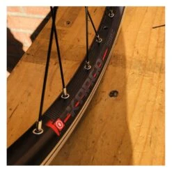 Roue Arrière Custom Bikelife X Collective 27.5 Pouces à Disk Noire - Wheeling Bike -BRN Soldes roue arriere custom bikelife x collective 275 pouces a disk noire wheeling bike 9