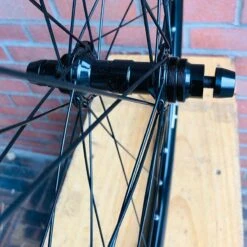 Roue Arrière Custom HALO X BLB 28-29 Pouces Noire - Fixie Freestyle -BRN Soldes roue arriere custom halo x blb 28 29 pouces noire fixie freestyle 6