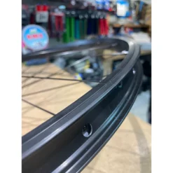 Roue Arrière GT 29" HERITAGE Noire-polie -BRN Soldes roue arriere gt 29 heritage noire polie 2