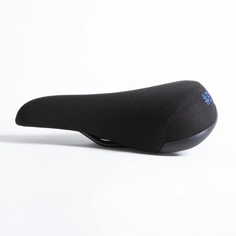 Selle BIKELIFE Noire Logo Bleu 6 Selle BIKELIFE Noire Logo Bleu – Image 4